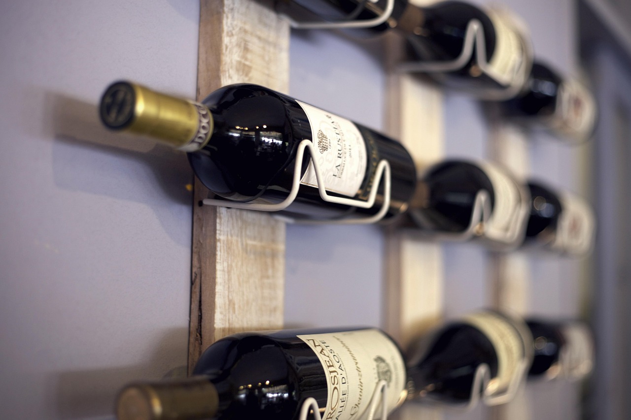 adega para vinhos prateleira elegante adegas climatizadas para vinho — BuscaZip