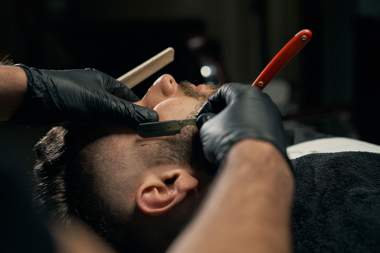 homem barba aparador de barba profissional estilo melhores aparadores de barba 2026 — BuscaZip