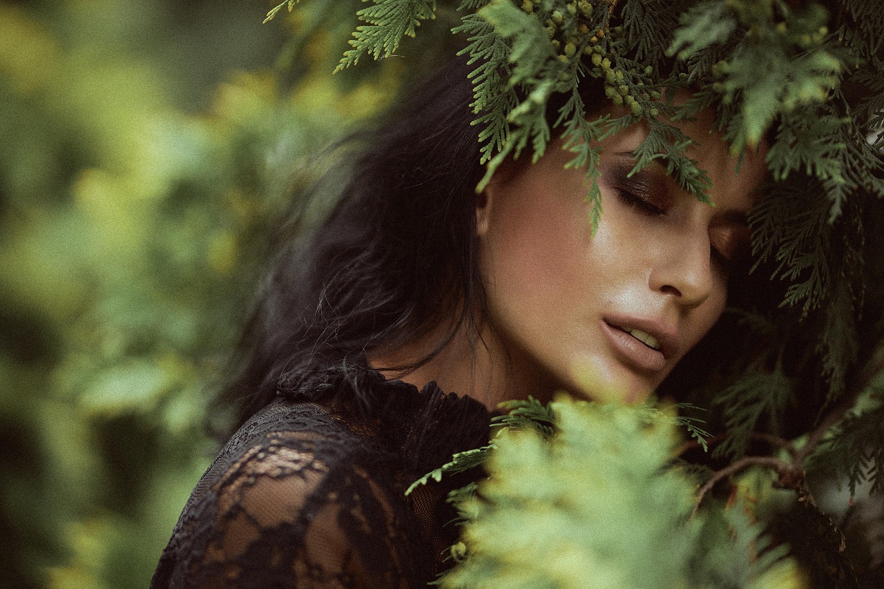 mulher pele limpa rosto skincare água micelar melhores aguas micelares 2026 — BuscaZip